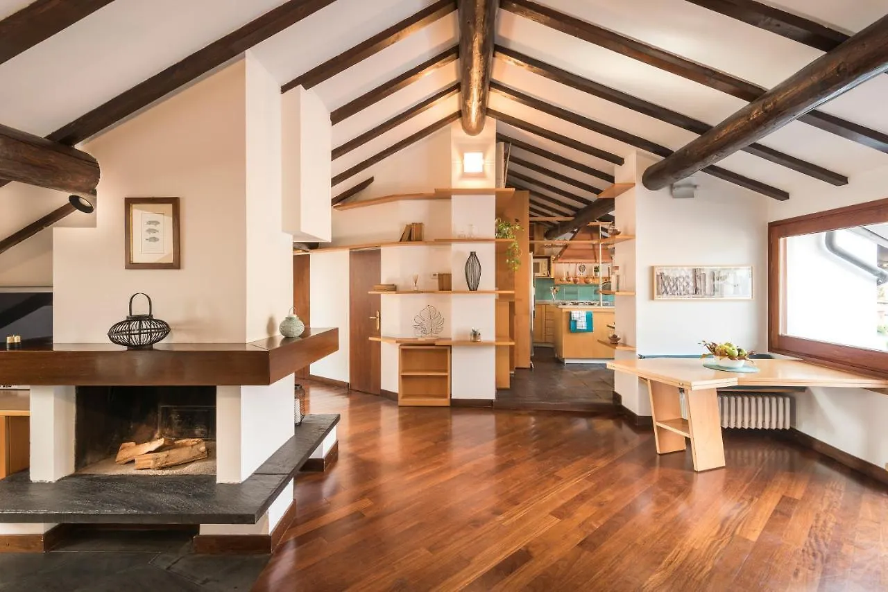 Penthouse Centro Milano Wifi Apartment Italy